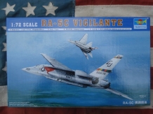 images/productimages/small/RA-5C Vigilante trompeter nw.1;72 voor.jpg